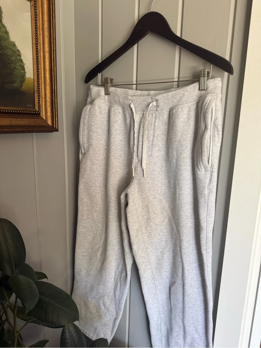 lululemon athletica Light Gray Men’s Jogger Sweatpants